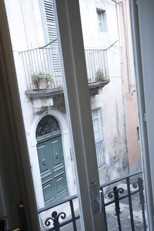 Filinona Apartment Modica Bagian luar foto